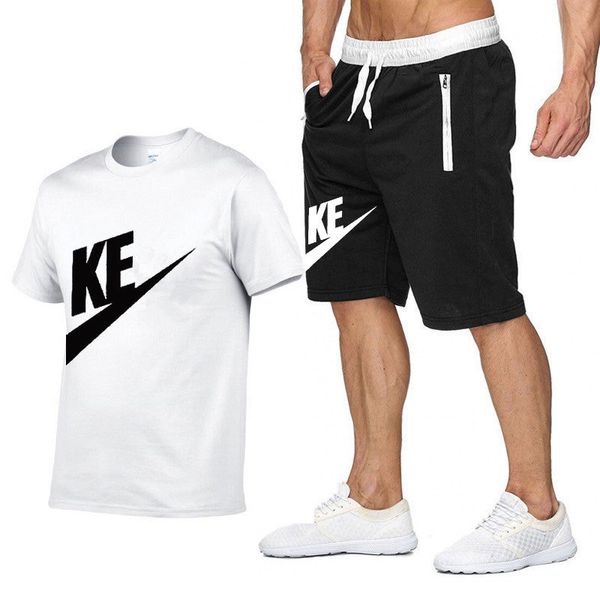 Survêtements vêtements de sport d'été créateur de mode imprimé vêtements de sport pour hommes T-shirt pantalon costume shorts pour hommes chemise