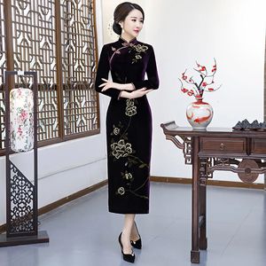 Traditionnel chinois velours Qipao fleur sexy mince fendu Cheongsam robe de grande taille Vetro classique longs robes vêtements orientaux 240226