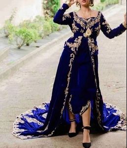 Karakou Kaftan tradicional Mariage Vestidos de noche Terciopelo azul real Mangas largas Vestidos de fiesta formales Apliques de encaje dorado Cristales con cuentas Caftán de fiesta árabe 2023