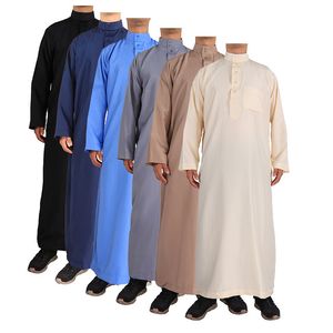 Vêtements islamiques musulmans traditionnels Abaya du moyen-orient, Robe pour hommes à col debout du moyen-orient de couleur unie