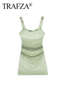 Trafza Femme 2024 Green à la mode sans manches arrière sans échantillon de back sans robe décore décore à glissière femelle robes de style plage 240327