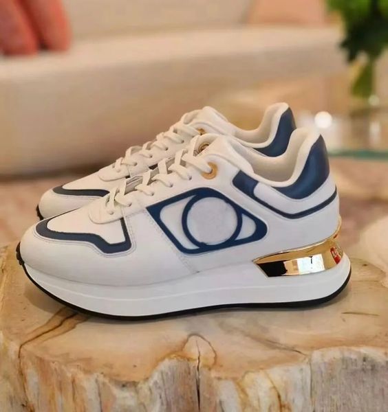 Marque Luxury Men Neo Run Away Trainers Chaussures Plate-forme en forme de coin Lug Party Robe Sneaker Round Toe Couple Skateboard Walking Trainers Trainers Sneaker Flat