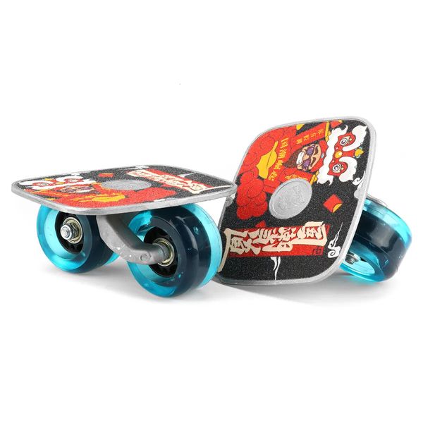 Equipo de entrenamiento 2 PCS Skate Board PU Rueda intermitente Split Skateboard Drift Plate Roller Deporte al aire libre 231110