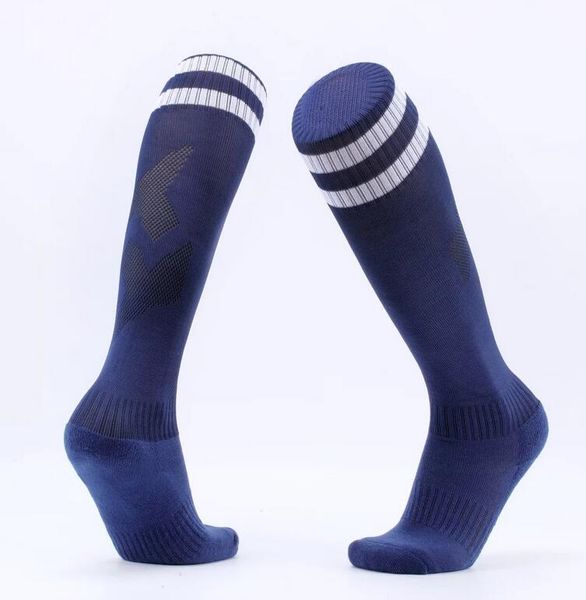 Entrenamiento de fútbol calcetines largos con parte inferior de toalla compra en grupo calcetines de juego de entrenamiento para deportes al aire libre un sustituto del cabello calcetín deportivo de color sólido