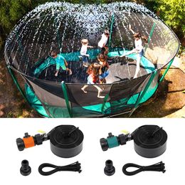 Trampolines Trampoline Arroseur Pour Enfants En Plein Air Arroseur D'eau Accessoires Pour Jardin Divertissement De L'eau Pour Enfants Jeu D'été 230717