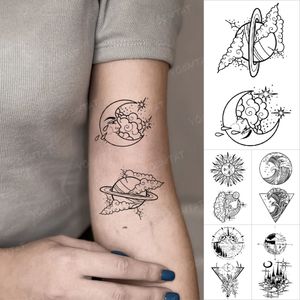 Transferencia impermeable tatuaje temporal pegatinas planeta Luna sol estrella ola paisaje tatuaje línea Flash arte corporal hombres mujeres tatuaje falso