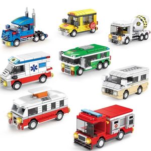 Jouets de transformation Robots 8 1PCS City Series Building Blocks School Bus Camper Modèle Camion Ambulance Briques Enfants Assemblage Éducatif Jouet Garçon Cadeau 230808