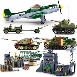 Jouets de transformation Robots Normes d'atterrissage de la Seconde Guerre mondiale Royaume-Uni États-Unis Allemagne définit des briques de l'armée blocs de jouets Seconde Guerre mondiale 2 véhicule militaire Pershing Panther Tanks 2400315