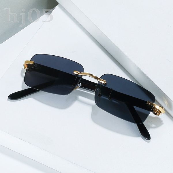 Lunettes de soleil de designer transparentes pour femmes hommes lunettes de luxe célèbre rectangle sonnenbrille plage d'été conduite nuances sans cadre lunettes de buffle PJ007 Q2