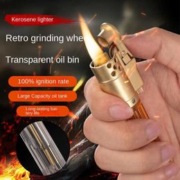 Transparent New Retro Kérosène Briquet Meule pour hommes Réservoir de carburant transparent Meule à l'ancienne Durable Briquet GTTL Pas de gaz