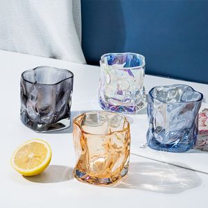 Gobelet à eau en verre torsadé transparent, adapté à l'eau potable transparente, aux jus, aux cocktails, au vin, à la bière et au whisky, avec plusieurs couleurs au choix,200 ml