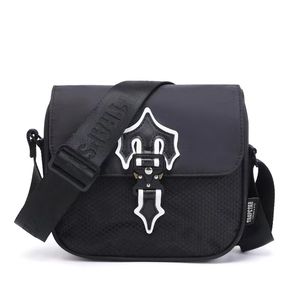 Trapstar bandolera para hombre Bolsos de mensajero de lujo Bolsos de hombro de nylon de diseñador Bolso de hombro de moda al aire libre casual bolso negro bolso cruzado Lona de trabajo simple