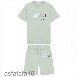 Trapstar Mens Shorts et T-shirt Ensemble Survêtements Designer Couples Serviette Broderie Lettre Ensembles Femmes Col Rond Trap Star Sweat H3 FW5H