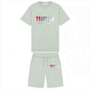 Trapstar Mens Shorts et T-shirt Ensemble Survêtements Designer Couples Serviette Broderie Lettre Ensembles pour hommes Femmes Col rond Trap Star Sweatshirt h7