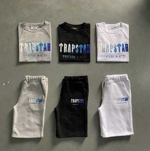 Trapstar Tracksuit Men's T -shirt Set Letter Borduurde korte mouw pluche shorts Motion Current 548ess