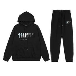 Trapstar Tracksuit Mens Sweat à capuche noir Trackie Trackie Trapstar Running Basketball Sportswear Designer Hoodie Mens Hoodies and Pantal