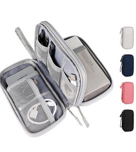 Accesorio de viajes Bolsa digital Potencia Banco USB Cable Cable Almacenamiento de auriculares Bolsas grandes a prueba de choque mini cosméticos 9407067