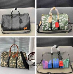 Sac de voyage sac polochon hommes camouflage imprimé sacs de rangement de luxe pour hommes en cuir imperméable à l'eau de grande capacité bagages sac à main pour hommes