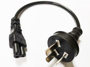 Travel Power Adapter Koord, Saa Australia 3Pin Mannelijke Plug aan IEC 320 C5 Vrouwelijke Clover Leaf Kabel voor Notebook Over 30 CM / 10PCS