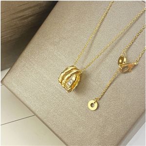 Schat Home Volledige oefening Halve boor Drie-ring Snake Bone ketting Vrouw PLATED 18K ROSE GOUD Taigang een seksgeest slang mode licht luxe