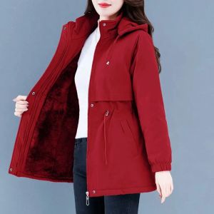 Trench Autumn Winter Women Windscheper Nieuwe massief fluwelen Warm katoen met gewatteerde jassen van middelbare leeftijd vrouwelijke bovenkleding Mid Long Hooded Coats