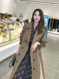 Trench-Coat pour femmes au printemps, manteau Long au-dessus du genou, tempérament pour les déplacements, manches longues, coupe-vent à revers, 240202