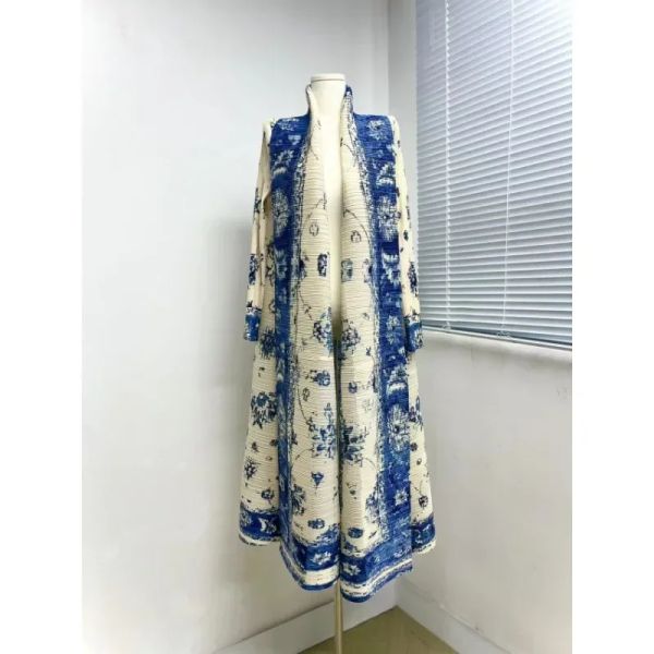 Gabardina Miyake plisada Original estampada, abrigo de manga larga, cortavientos para mujer, otoño/invierno 2023, nuevo cárdigan estilo Abaya, vestido de talla grande