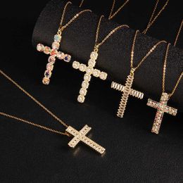 Tendance chaîne de diamant femmes hommes bijoux or CZ pendentif croix clignotante collier en acier inoxydable livraison gratuite