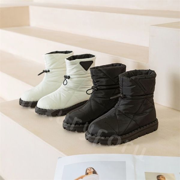 Tendencia Moda Diseñador de lujo Mujeres Botas de nieve Abajo Tela impermeable Espacio Algodón Invierno Bota cálida Confort suave Calidad superior Bota de fondo plano al aire libre