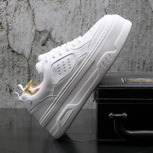 Tendance De Luxe Hommes Chaussures De Course En Acier Seal Punk Designer Sneakers Hip Hop Casual Appartements Zapatillas