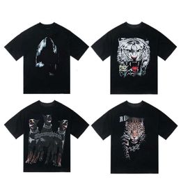 Tendencia versátil tee representante camisetas para hombre diseñador diseñador tigre tigre tiburón estampado lavado viejo y suelto camiseta de manga corta verano