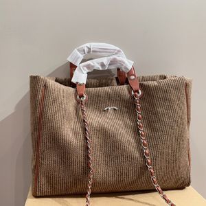 Tendencia Bolso de mano de gran capacidad para mujer Bolso de lujo acolchado de tweed Bolso de hombro tipo bandolera Bolso de diseñador con cadena ajustable Maleta Pochette a rayas de retales 40 CM