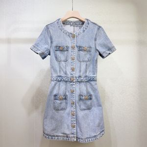 Trendy 2024 jurk ronde nek eenvoudige retro korte mouw taille wrap enkele rij kleurrijke diamant short pocket denim jurk vrouwen