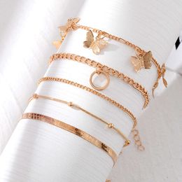 Bijoux en alliage multicouche multicouche à la mode et à la mode, chaîne de perles en métal papillon, ensemble de cinq pièces, bracelet féminin