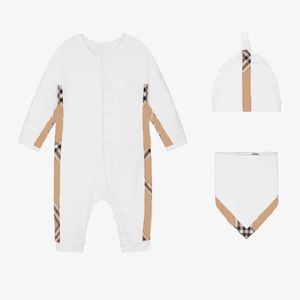 Trendy merk baby jumpsuit veer nieuwe pure katoenen bodysuit baby's driedelige close fitting suit fashion romper voor pasgeboren kinderkleding CSD2406011