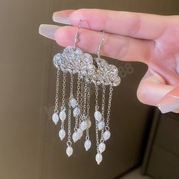 Pendientes colgantes con forma de nube y lluvia para niñas, aretes colgantes con borlas de perlas, ganchos, accesorios para las orejas de cobre, joyería