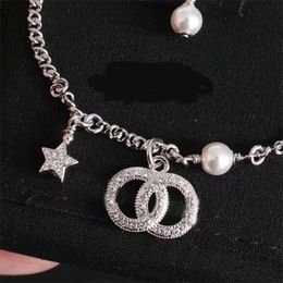 Bracelet de créateur à la mode perle double lettre étoile femmes bijoux bracelets placage chaînes d'argent resplendissant bracelet charmes présent minimaliste zh189 E4