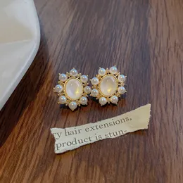 Pendientes de moda con cristales para joyas para mujeres Pendientes sólidos de calidad vendidos con empaquetados