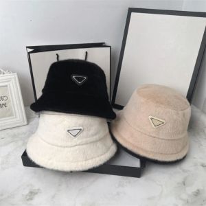 Chapeau de godet de mode à la mode Casquettes de luxe Chapeaux Hommes Imitation Vison Casquettes de fourrure Lettre Seau Chapeau Designer Femmes Hommes Unisexe Bonnets Bonnet d'hiver