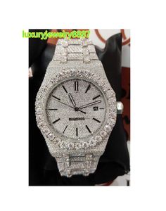 Trendy Iced Out antiek design Moissanite diamanten horloge voor hem haar met Pass Diamond Tester van een betaalbare prijs Indiase verkoper