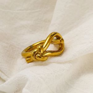 Anillos de nudos modernos de mujeres Boho Style 316L FISTROS DE ACERO INOXIDABLE Joyas Accesorios punk Artículos para hombres 240125