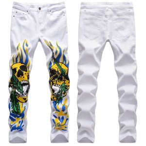 Pantalon en Denim blanc élastique pour hommes, coupe cintrée, avec crâne, Graffiti, flamme, personnalité, petit pied, tendance