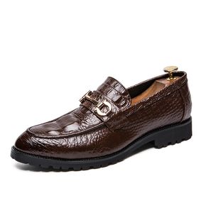 Zapatos casuales de moda para hombre Zapatos de cuero puntiagudos Zapatos de negocios de estilo británico Zapatos de cuero formales Zapatos de boda de diseñador Tamaño 38-47