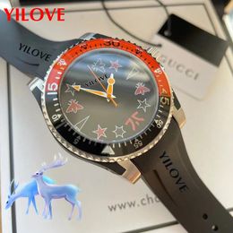 Trendy Roman Round Color Matching Case Montre Homme 40mm Importé Quartz Tendance Mouvement Horloge Caoutchouc Papillon Étoile Personnalité Cadran Montre-Bracelet