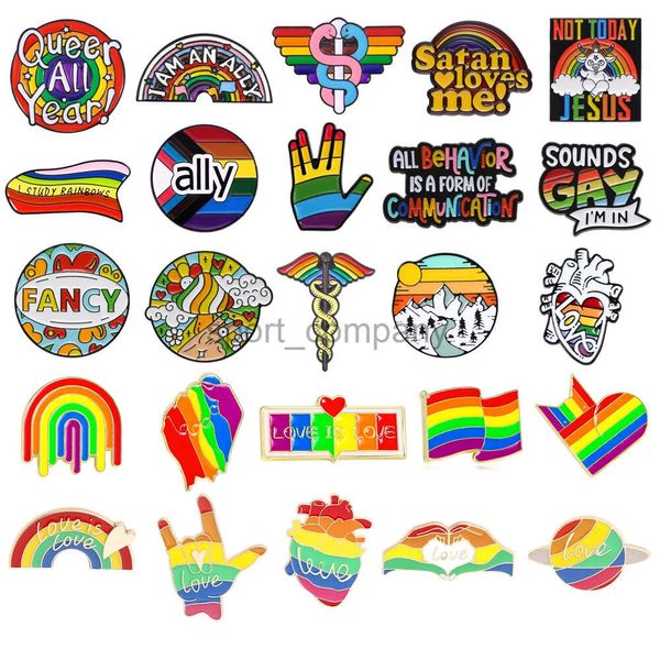 Broche d'émail arc-en-ciel à la mode Rod de serpent queer Satan Ram Jésus Ally Gay Fancy Heart Flag Hand Rainbow Badge punk Bijoux