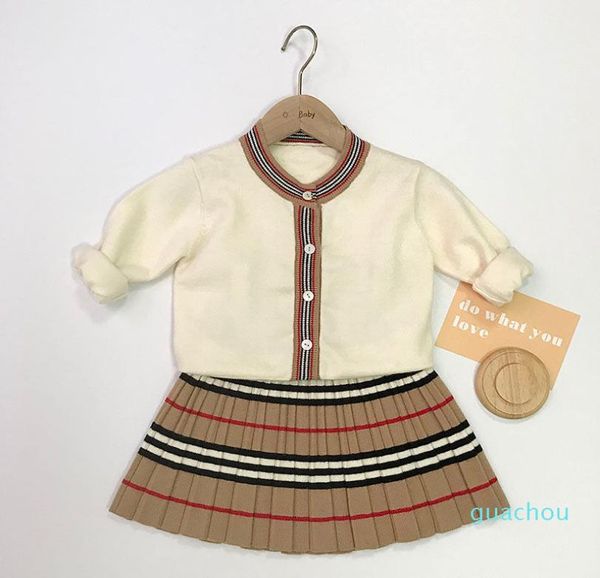 Robes de fille en bas âge à la mode de printemps nouveau-né bébé vêtements mignons pour les petites filles tissus 3000623