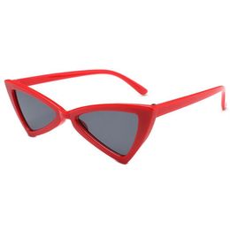 Triangle Box Gafas de sol con forma de ojo de gato 12 colores Retro Gafas atractivas Gafas de sol de moda para mujer Gafas triangulares Gafas de sol con forma de ojo de gato Lente HD S2662