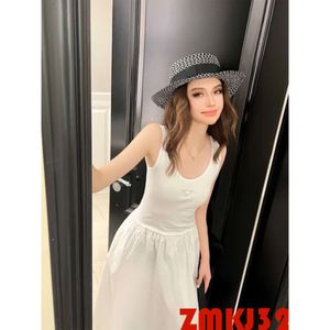 Triangle Dress Woman Clothing Casual jurken Korte mouw Zomer dames jurk Slit rok openlijk slanke stijl met budge ontwerper dame sex 5884