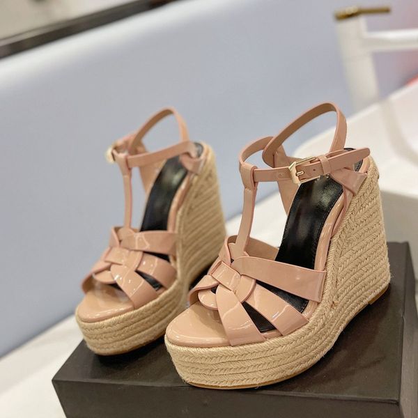 Tribute Woven Espadrille Sandales compensées Escarpins Patform à talons Femmes à talons Créateurs de luxe rouges Semelle extérieure en cuir verni Soirée rose Bas Chaussures décontractées avec boîte