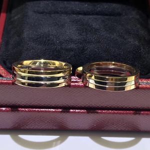 Trinity Ring Charms de tres colores para mujer Diseñador Tamaño 5-11 para hombre Edición ancha y estrecha T0P Calidad Lujo Estilo clásico Marca Diseñador Moda 008